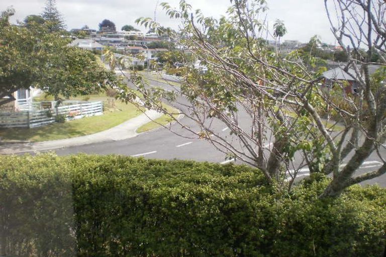 Photo of property in 1a Laing Place, Otumoetai, Tauranga, 3110