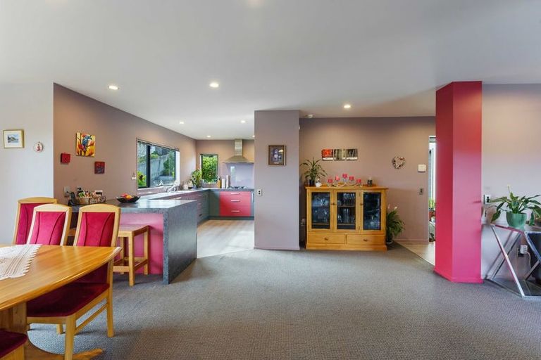 Photo of property in 148 Field Way, Waikanae Beach, Waikanae, 5036