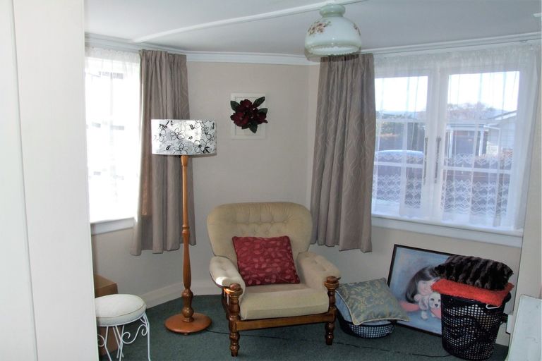 Photo of property in 9 Queen Street, Mosgiel, 9024