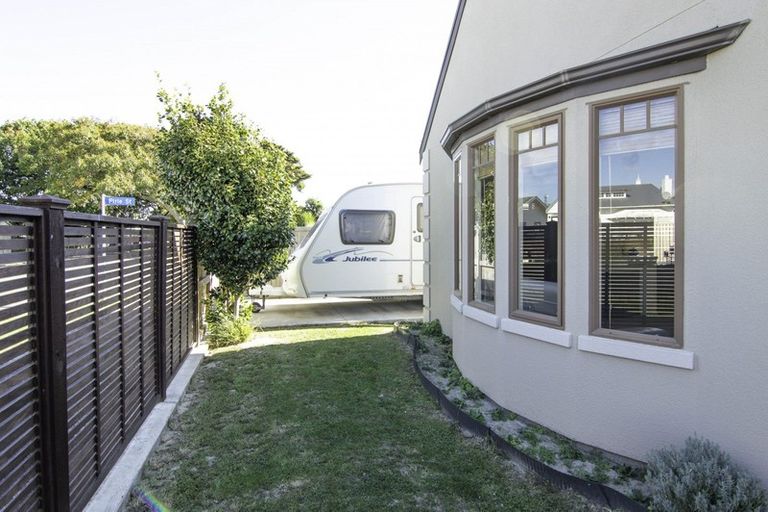 Photo of property in 41 Fitchett Street, Palmerston North, 4410