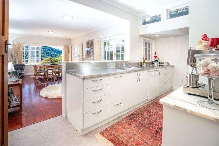 Photo of property in 76 Upland Road, Kelburn, Wellington, 6012