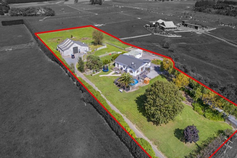 Photo of property in 27 Whatapaka Road, Karaka, Papakura, 2580