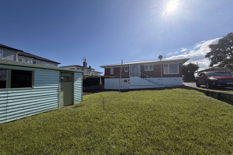 Photo of property in 117 Coronation Road, Hillcrest, Auckland, 0627