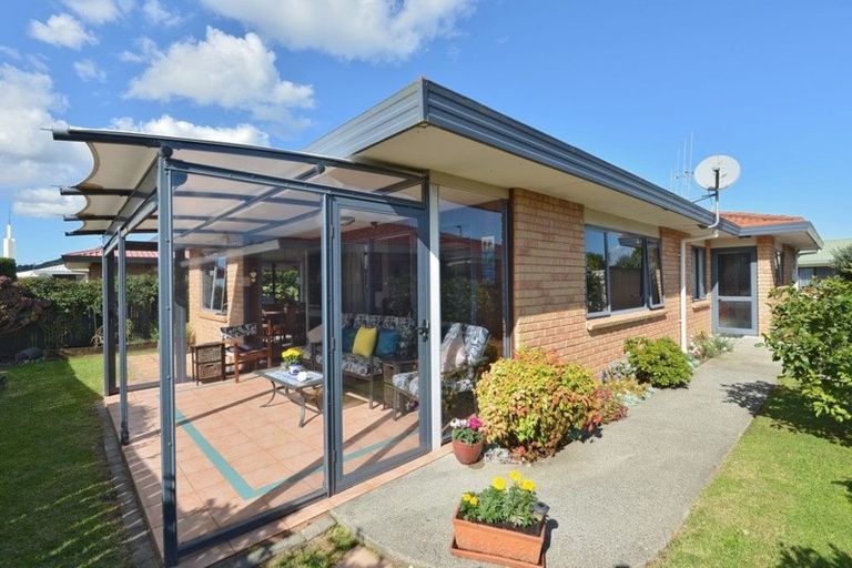 Photo of property in 16 Simons Street, Kensington, Whangarei, 0112