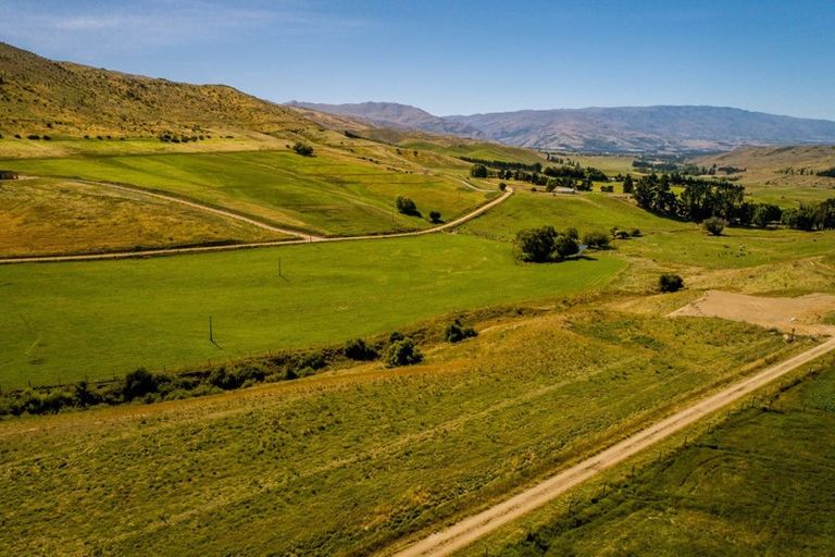 Photo of property in 295 Hawksburn Road, Nevis, Cromwell, 9384