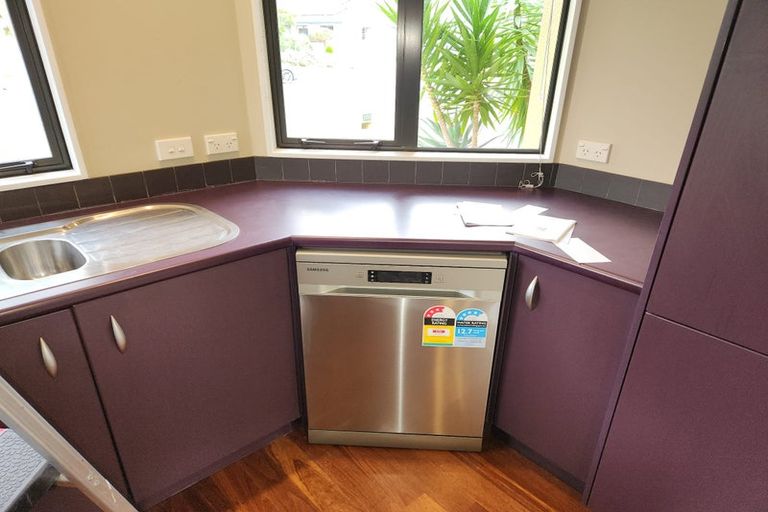 Photo of property in 97 Weggery Drive, Waikanae Beach, Waikanae, 5036