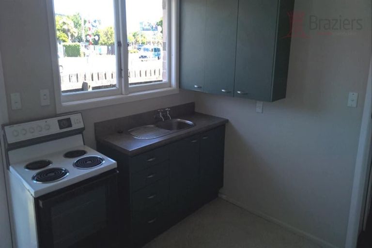 Photo of property in 1/90 Garlands Road, Woolston, Christchurch, 8023