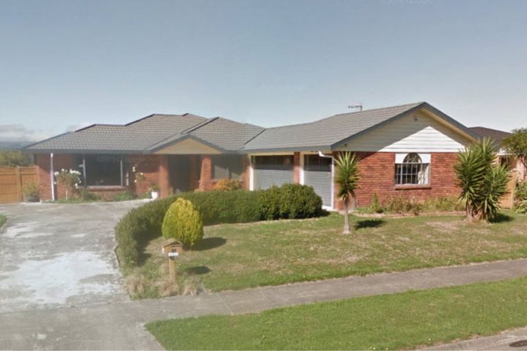 Photo of property in 61 Royal Oak Drive, Kelvin Grove, Palmerston North, 4414