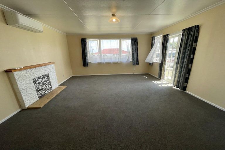 Photo of property in 48a Cornfoot Street, Castlecliff, Whanganui, 4501