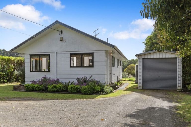 Photo of property in 842 Kahikatea Flat Road, Waitoki, Kaukapakapa, 0871