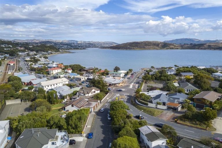 Photo of property in 7/3 School Road, Plimmerton, Porirua, 5026