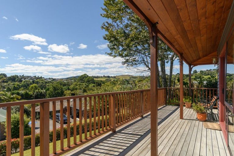 Photo of property in 38 Waipuna Grove, Welcome Bay, Tauranga, 3112