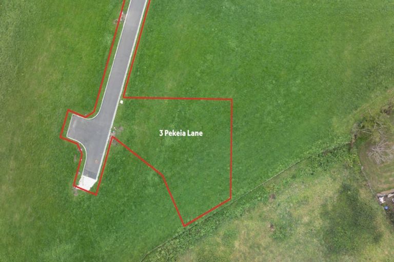 Photo of property in 39 Tiriti Loop, Otaki, 5512