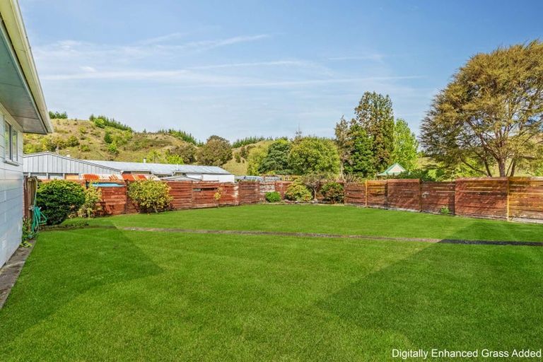 Photo of property in 33 Ryder Place, Kawerau, 3127