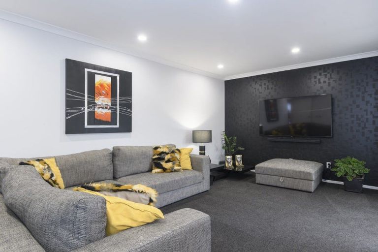 Photo of property in 34 Teal Place, Pyes Pa, Tauranga, 3112