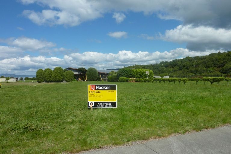 Photo of property in 9 Okaia Drive, Kinloch, Taupo, 3377