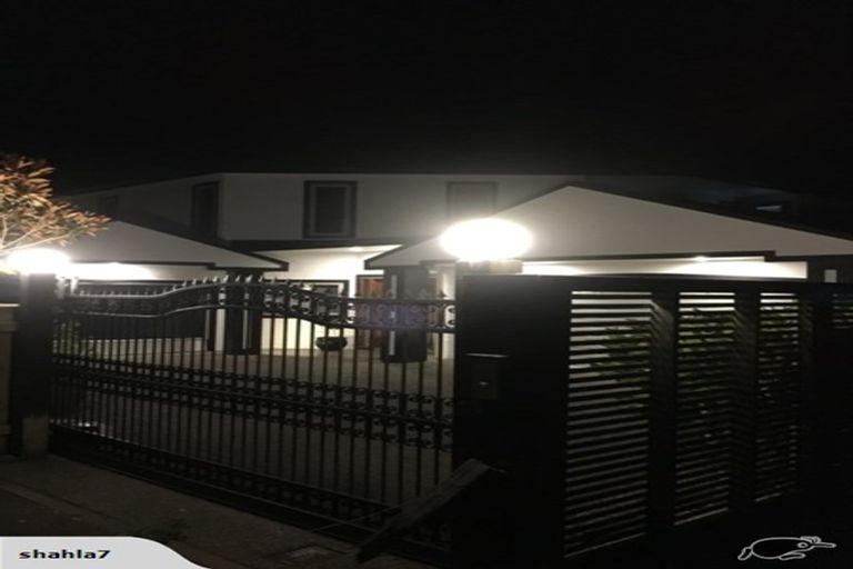 Photo of property in 133 Ruapehu Drive, Fitzherbert, Palmerston North, 4410