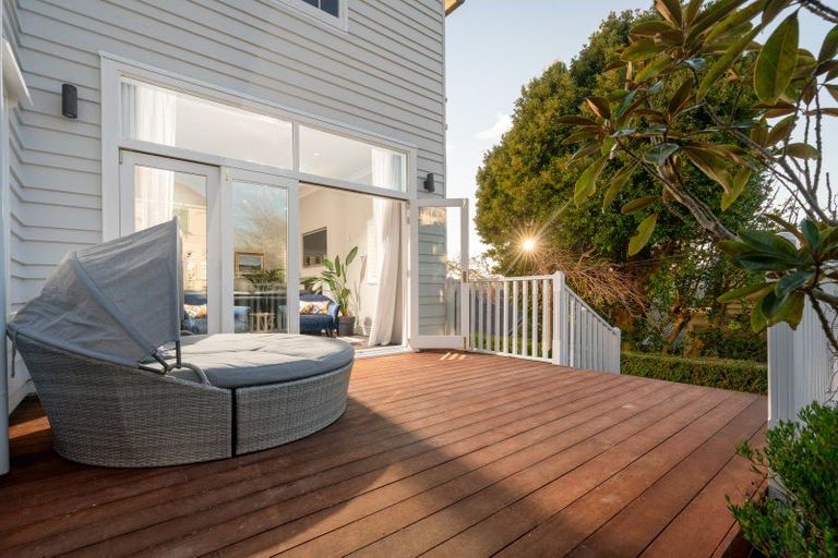 Photo of property in 49 Messines Road, Karori, Wellington, 6012