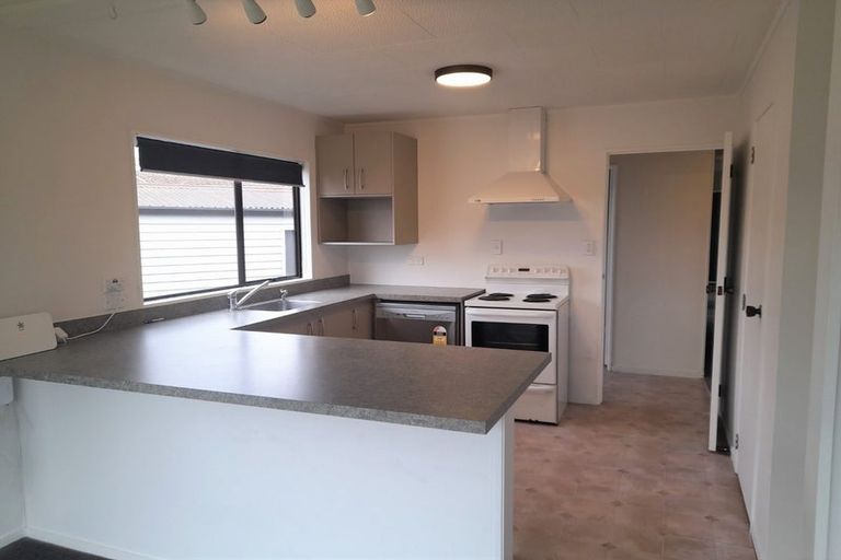 Photo of property in 66 Grace Crescent, Richmond Heights, Taupo, 3330