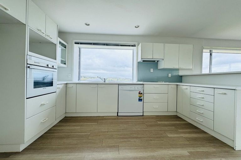 Photo of property in 118 Dyers Pass Road, Cashmere, Christchurch, 8022