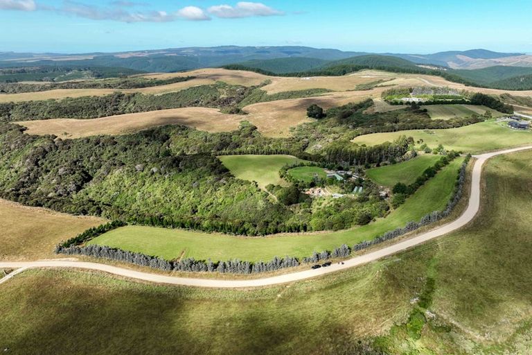 Photo of property in 36 Kahu Ridge, Taieri Beach, Taieri Mouth, 9091