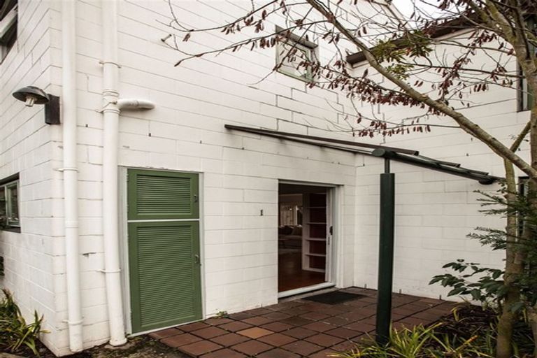 Photo of property in 1/16 Rossall Street, Merivale, Christchurch, 8014