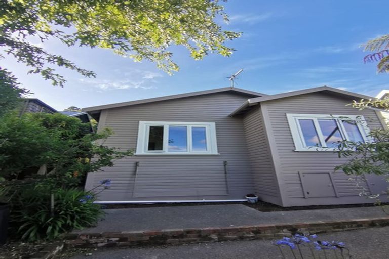 Photo of property in 6 Barton Terrace, Thorndon, Wellington, 6011