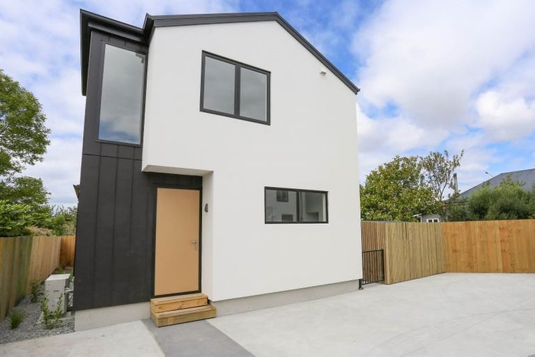 Photo of property in 4/130 Olliviers Road, Phillipstown, Christchurch, 8011