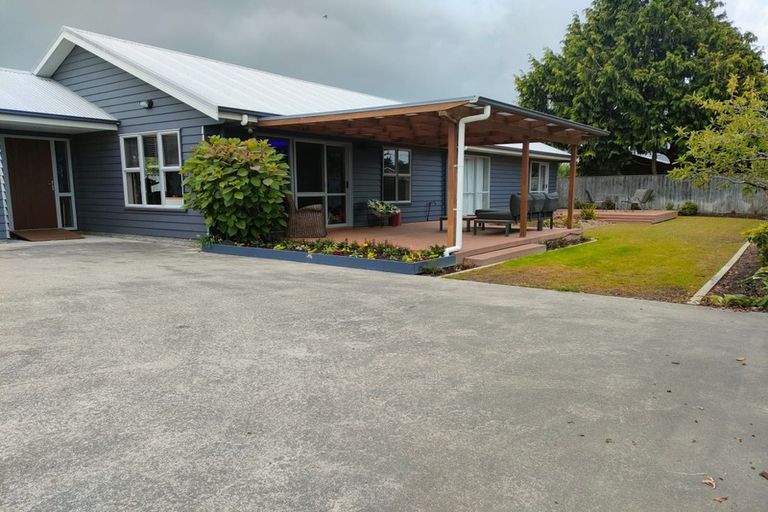 Photo of property in 1b Wellington Street, Feilding, 4702