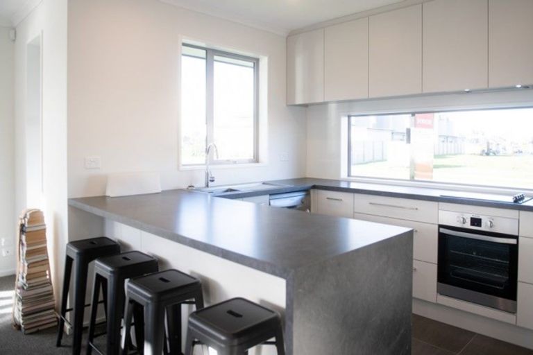 Photo of property in 1 Geering Place, Kaiapoi, 7630