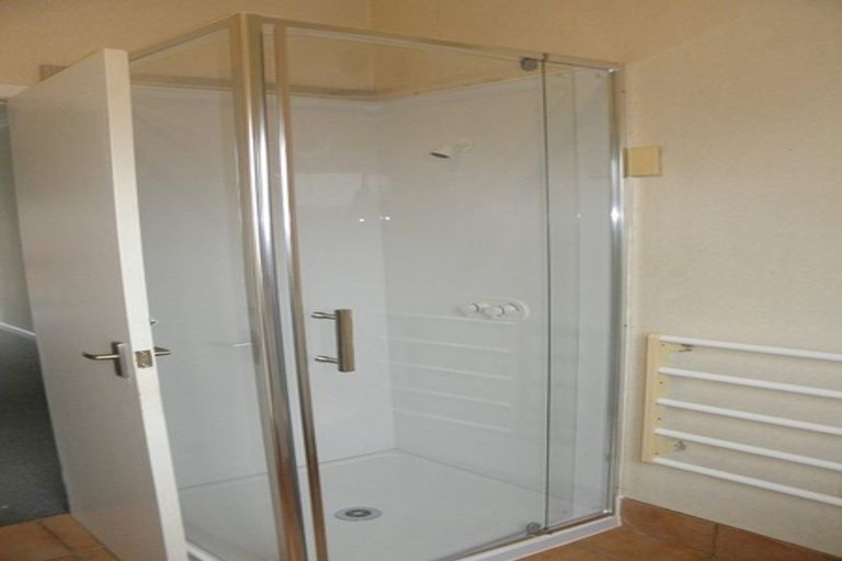 Photo of property in 302 Princes Street, Strathern, Invercargill, 9812