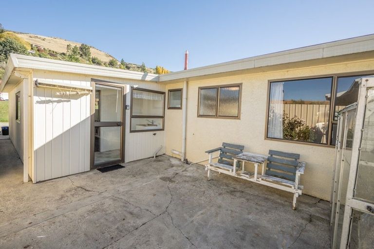 Photo of property in 20 Scotland Street, Roxburgh, 9500