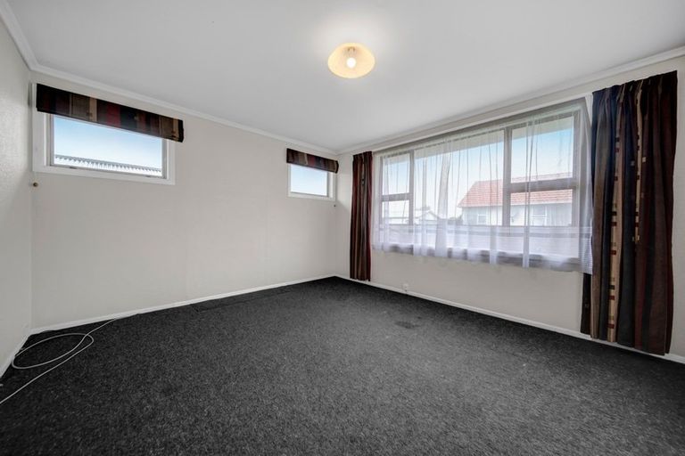 Photo of property in 56 Strange Street, Waitara, 4320