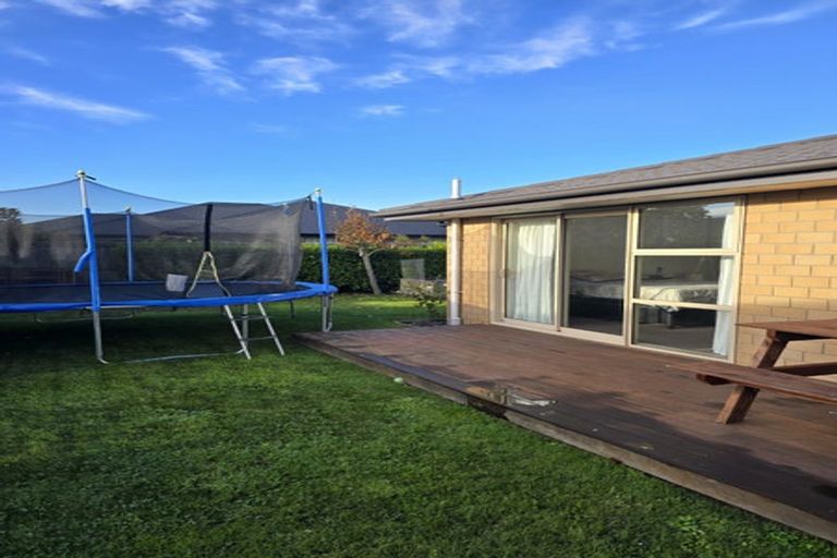 Photo of property in 77 Whincops Road, Halswell, Christchurch, 8025