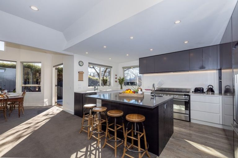 Photo of property in 92 Meadowstone Drive, Wanaka, 9305