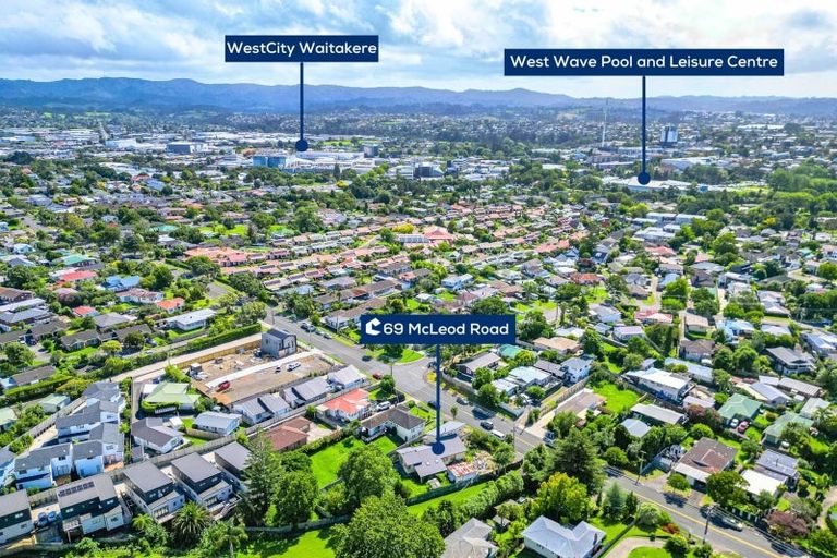Photo of property in 69 Mcleod Road, Te Atatu South, Auckland, 0610