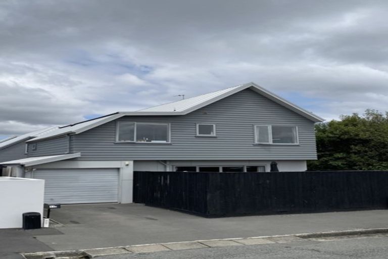 Photo of property in 11a Lyndon Street, Riccarton, Christchurch, 8011