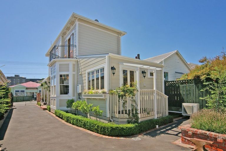 Photo of property in 28 Wilson Street, Newtown, Wellington, 6021