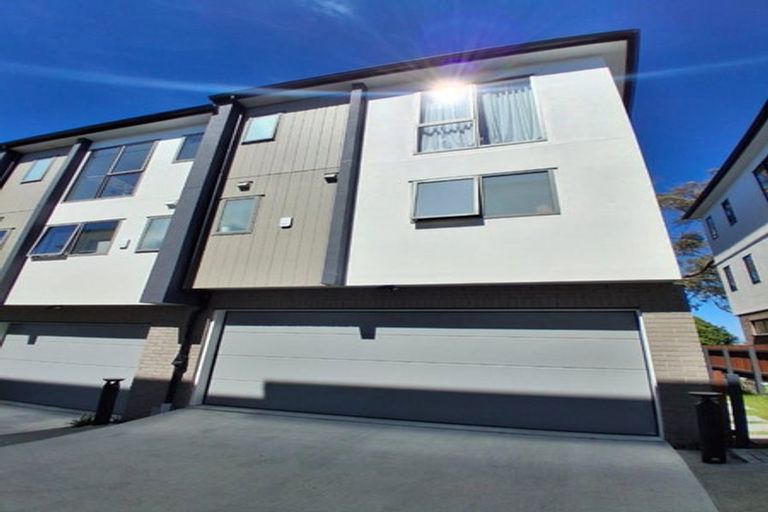 Photo of property in 2 The Boulevard, Sunnyhills, Auckland, 2010