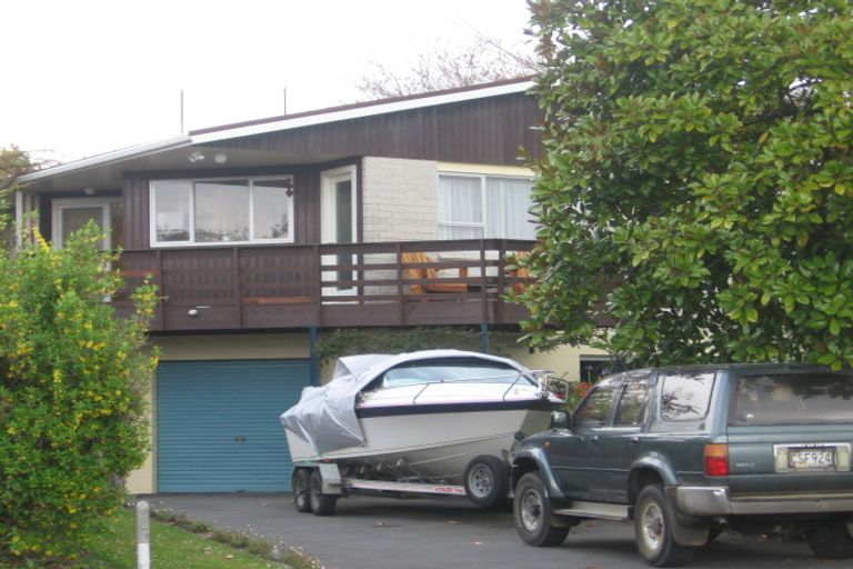 Photo of property in 21 Neri Crescent, Pomare, Rotorua, 3015