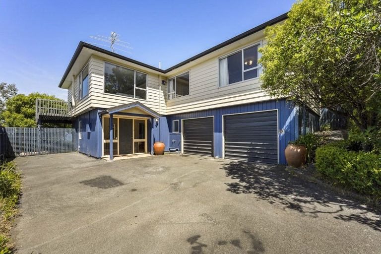 Photo of property in 13 Rajkot Terrace, Broadmeadows, Wellington, 6035