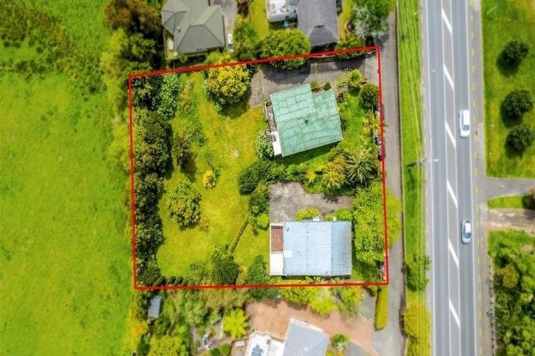 Photo of property in 474 Don Buck Road, Massey, Auckland, 0614