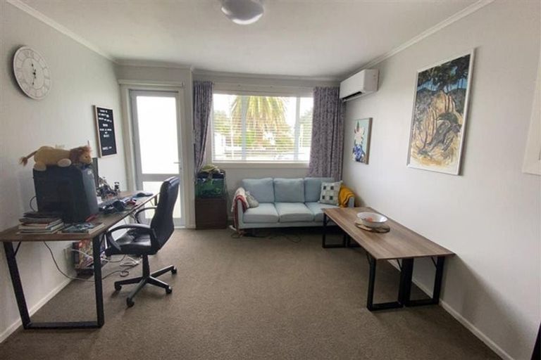 Photo of property in 2/12 Poplar Grove, Ebdentown, Upper Hutt, 5018