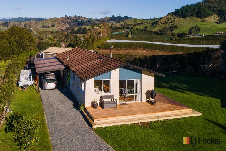 Photo of property in 787 State Highway 2, Tanners Point, Katikati, 3170