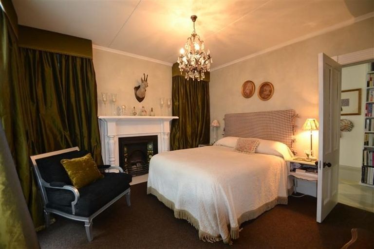 Photo of property in 163 Collingwood Street, Nelson, 7010