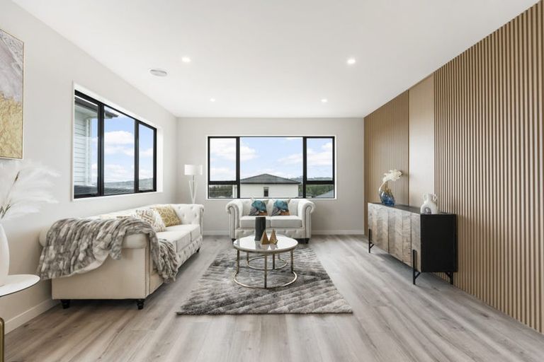 Photo of property in 14 Glann Lane, Flat Bush, 2019