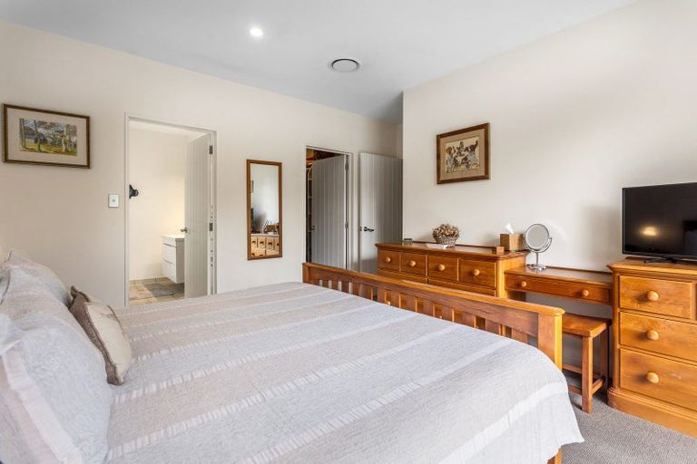 Photo of property in 38 Acacia Avenue, Rangiora, 7400