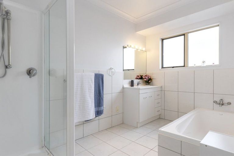 Photo of property in 1 Vaucluse Drive, Nukuhau, Taupo, 3330