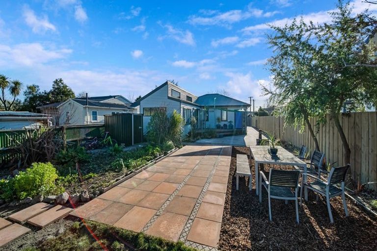 Photo of property in 32 Smith Street, Woolston, Christchurch, 8062