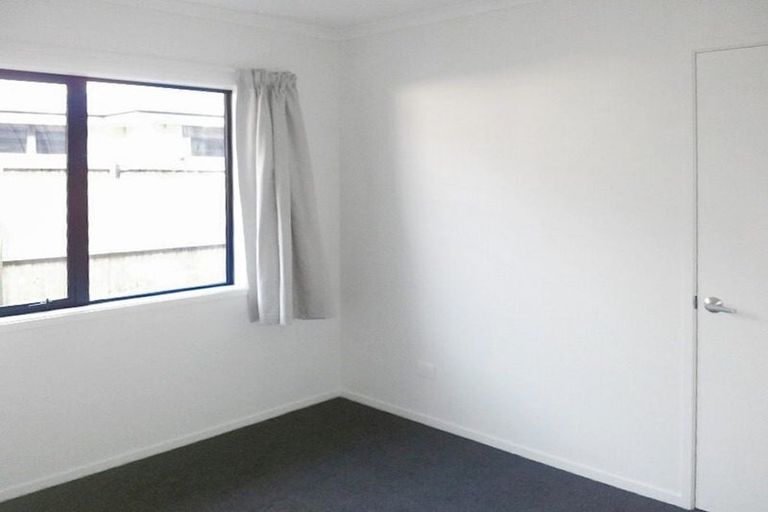 Photo of property in 8 Loeb Place, Rolleston, 7614